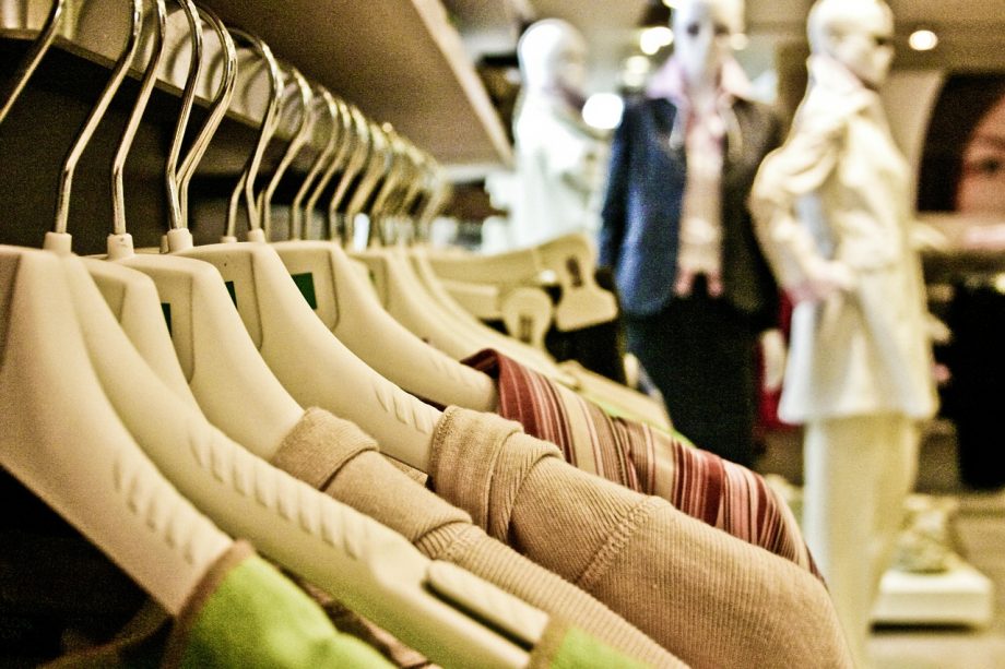 Tips For Saving Money On Trendy Clothing