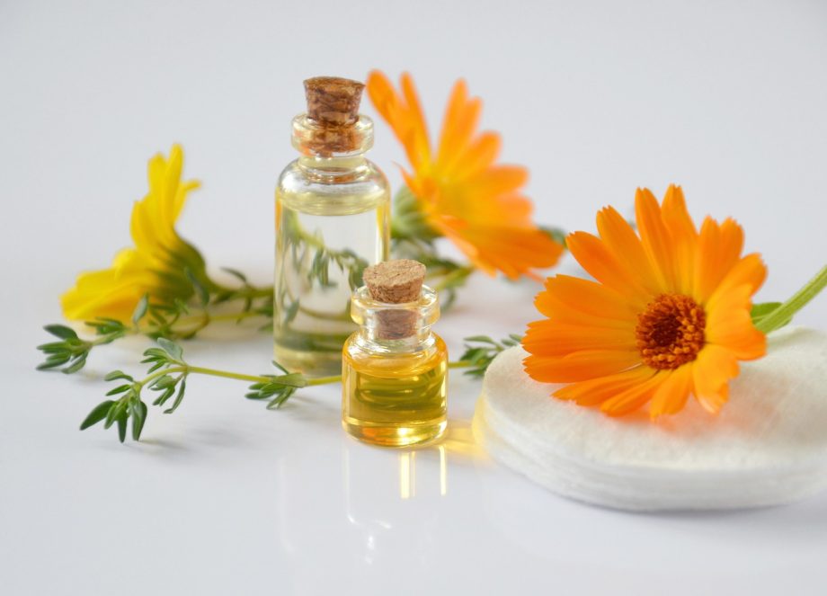 What Are Essential Oils and How They Affect Your Body