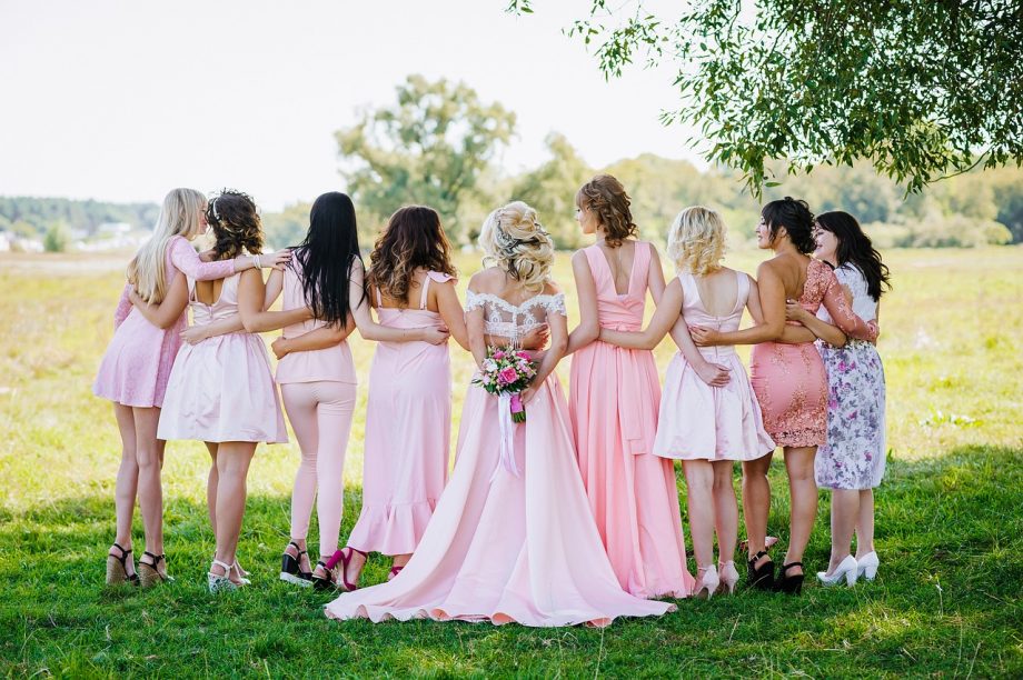Sure-Fire Tips to Take Care of Your Bridesmaids﻿